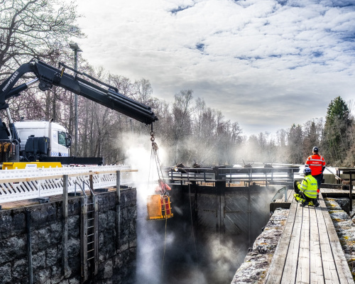 Strukan sulun korjaus. Carl Svanfält / Pyhtään kunta